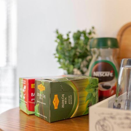 Bed And Breakfast Mili Vrh 캄니크 외부 사진